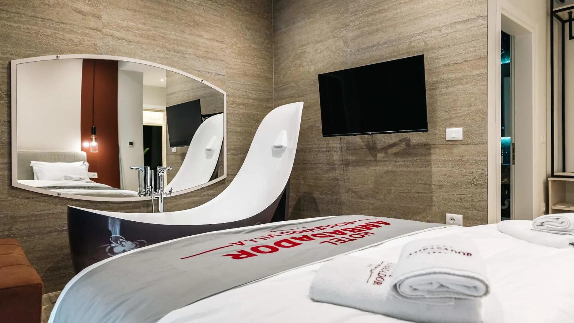 ****  Ambasador Hotel Durrës Albanië